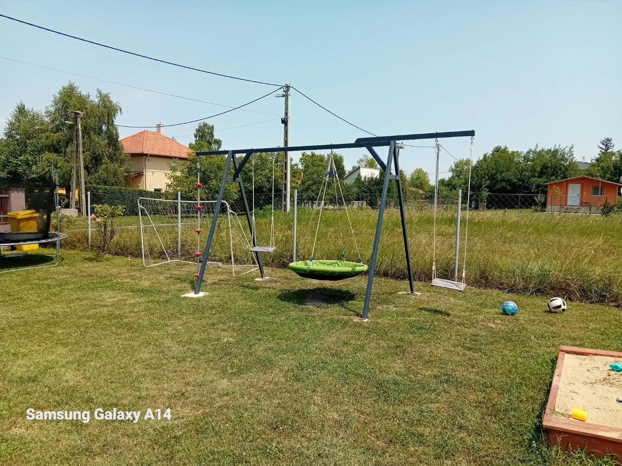 Koetel Utcai Vendeghaz Villa Balatonkeresztúr Eksteriør bilde